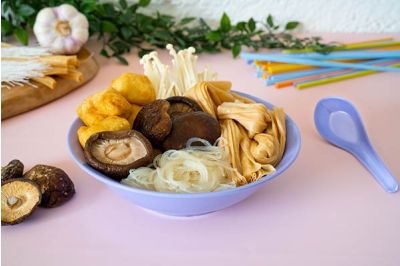 肉骨茶: 药膳汤 （素食版）