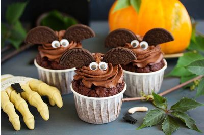 Bat Cupcakes For Halloween	