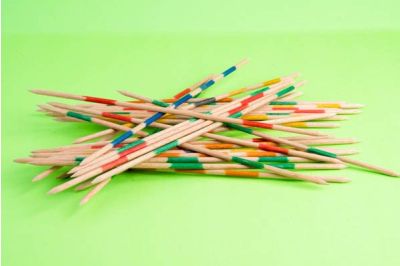DIY: Make Your Own Pick-Up Sticks Game
