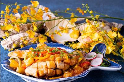 酸甜鱼 / Sea Bream In Sweet Sour Sauce 