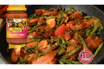 长豇豆鸡肉 / Asparagus Beans With Chicken