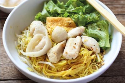 Noodle Soup with Fish and Choy Sum