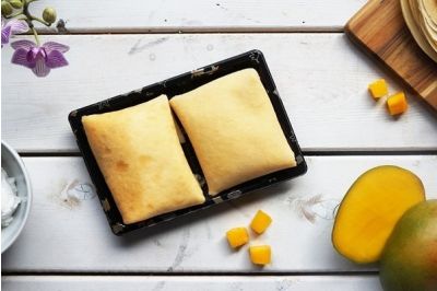 芒果椰浆班戟 / Pancake filled with mango and coconut cream
