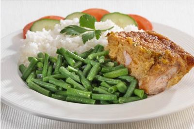 Pom: Creole-Surinamese Casserole with Tayer, Salted Meat and Chicken