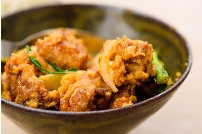 Chicken Wings in Salted Egg Yolk Sauce