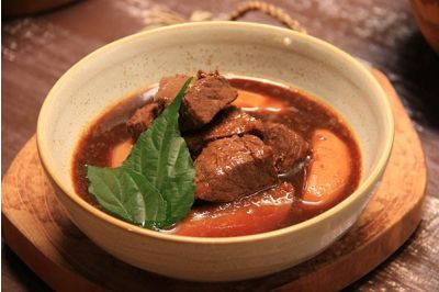Semur Daging: Beef Braised in Kecap