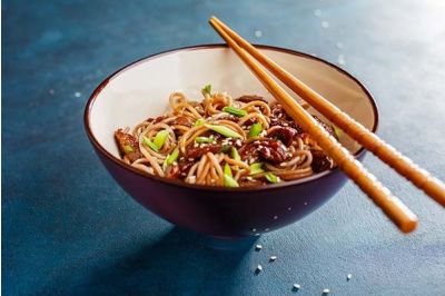 Sesame Noodles With Beef