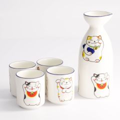 Tokyo Kawaii Lucky Cat Sake Set